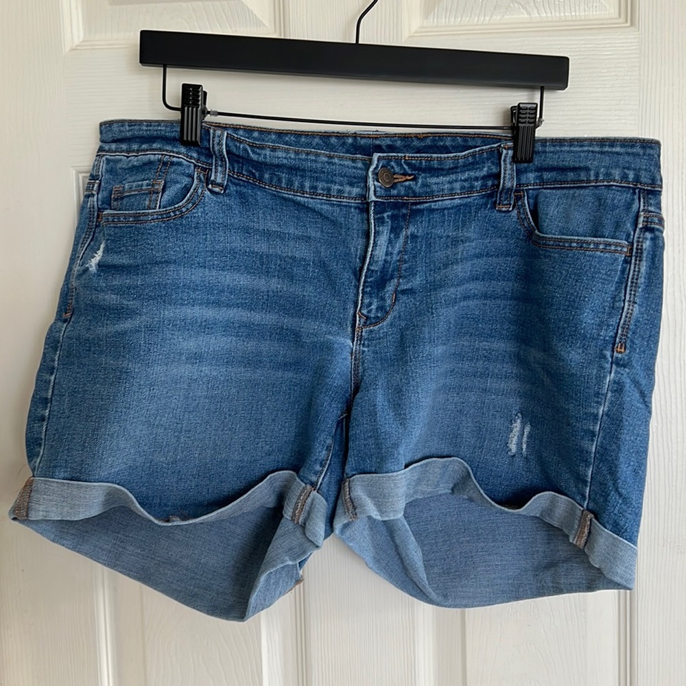 Old Navy Denim Shorts - Size 16 - Medium Light Wash - Rolled Cuff Hem